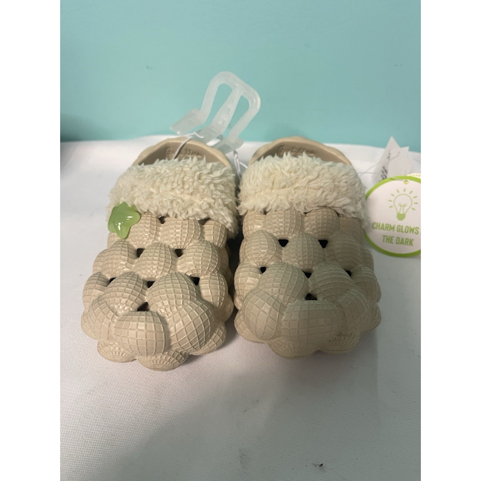 Baby Non Slip Beige Clogs Bubbly Indoor Outdoor Beach Slides Slip On Shoes